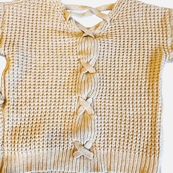 🔥3/$15🔥Star & Lily Cropped Waffle Knit Sweater - Picture 4 of 6